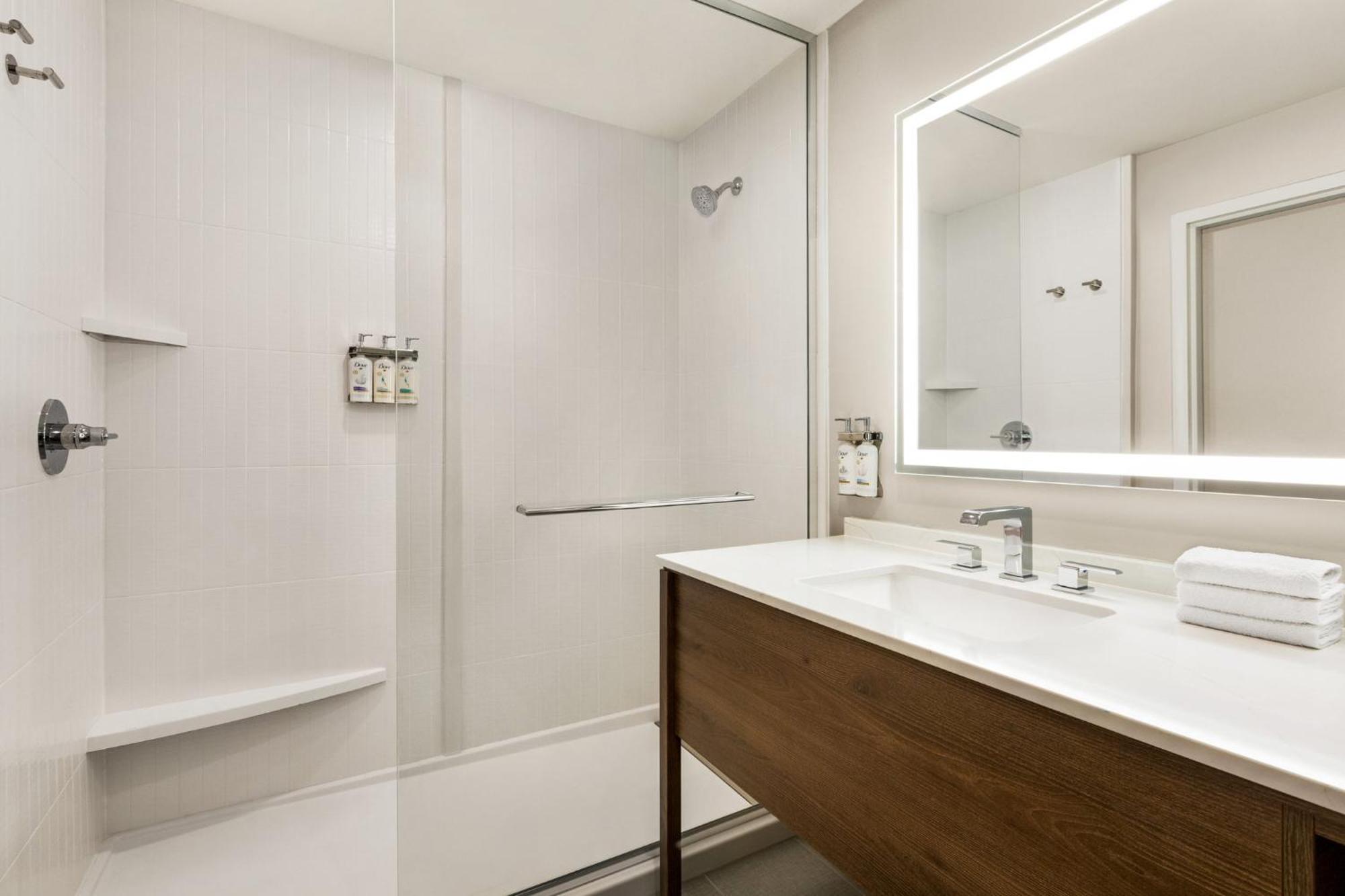 Staybridge Suites Greenville - Medical Center By Ihg Εξωτερικό φωτογραφία